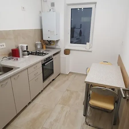 Apartament Cu O Camera * Braşov